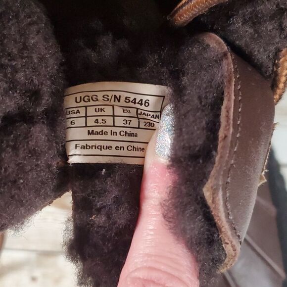 Ugg Adirondack Boots II Obsidian Leather 5446 Size 6 Vibram Soles Event Waterprf - Picture 7 of 12